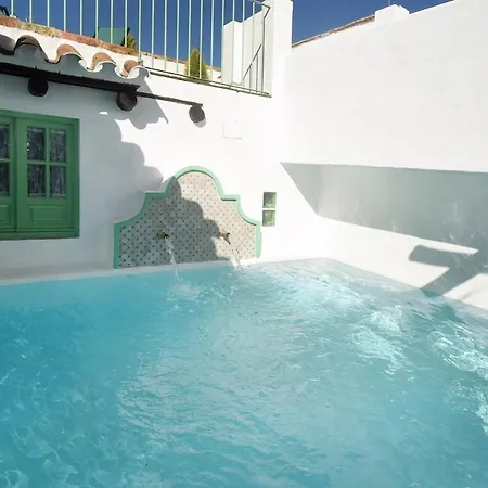 Casa De La Mariola *